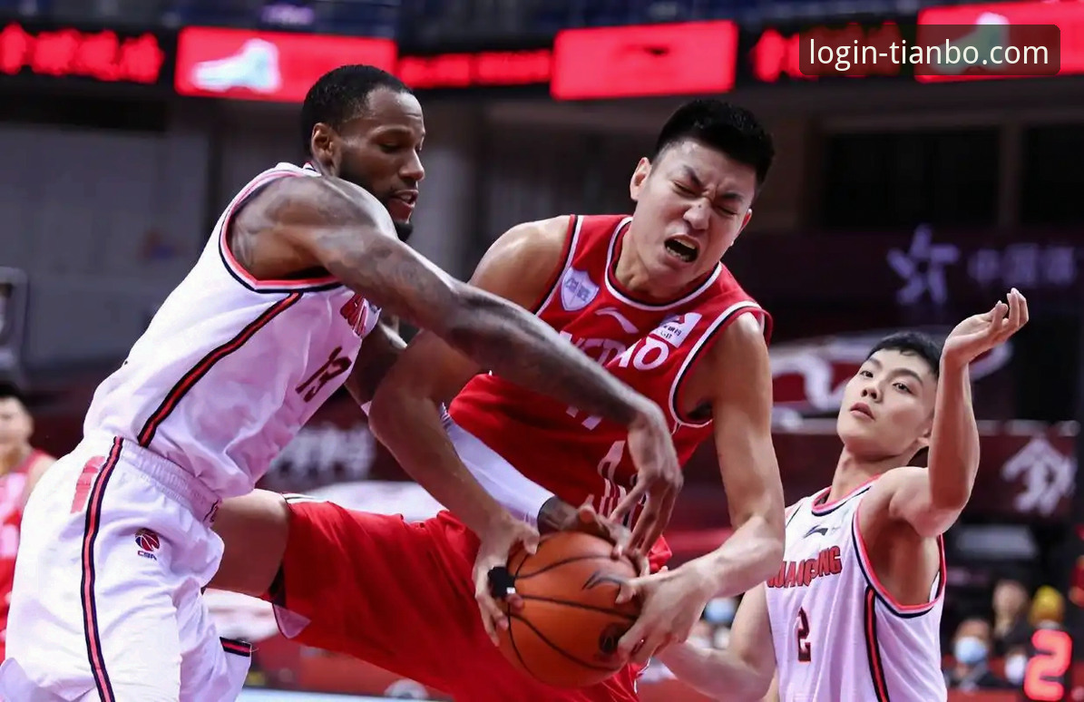 天博app怎么注册 如何在天博体育平台洞察上海男篮豪取12连胜的战术奥秘?